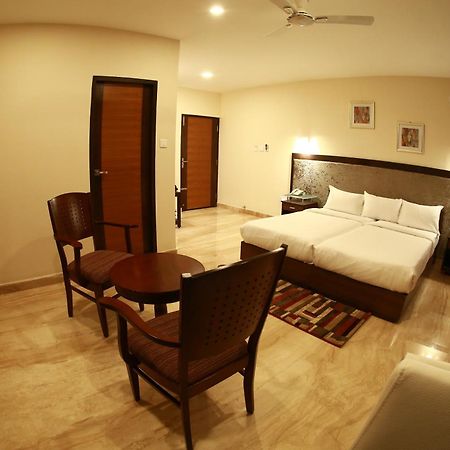 D Breeze Suites Devanahalli Exterior photo