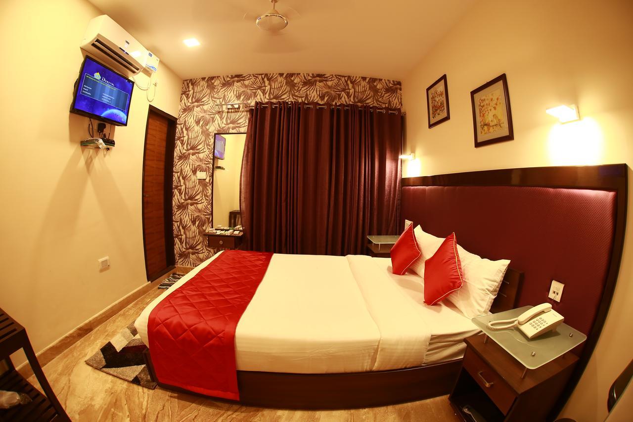 D Breeze Suites Devanahalli Room photo