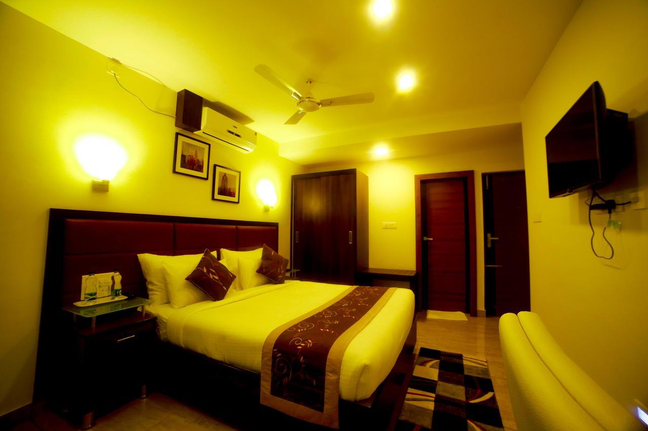 D Breeze Suites Devanahalli Room photo