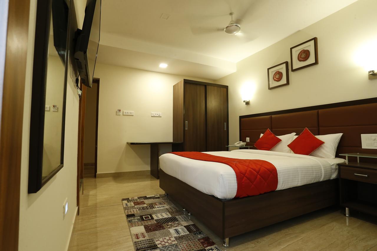 D Breeze Suites Devanahalli Exterior photo