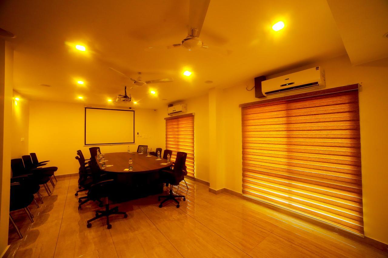 D Breeze Suites Devanahalli Exterior photo