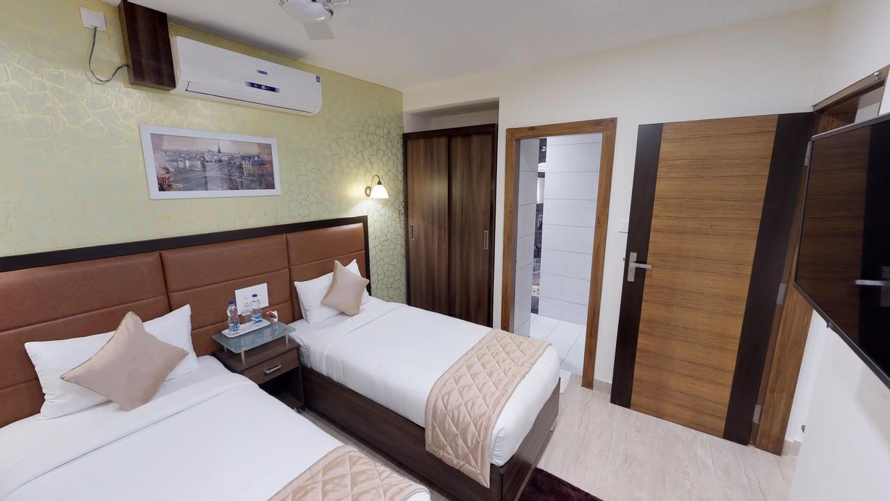 D Breeze Suites Devanahalli Exterior photo